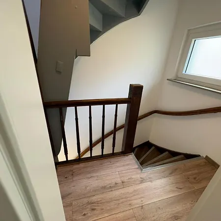 92 בית אירוח *